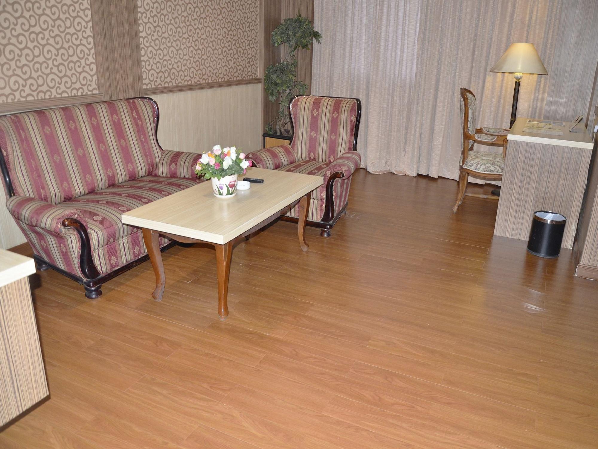 Formosa Hotel Batam Екстериор снимка