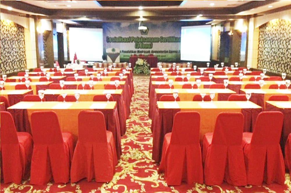 Formosa Hotel Batam Екстериор снимка