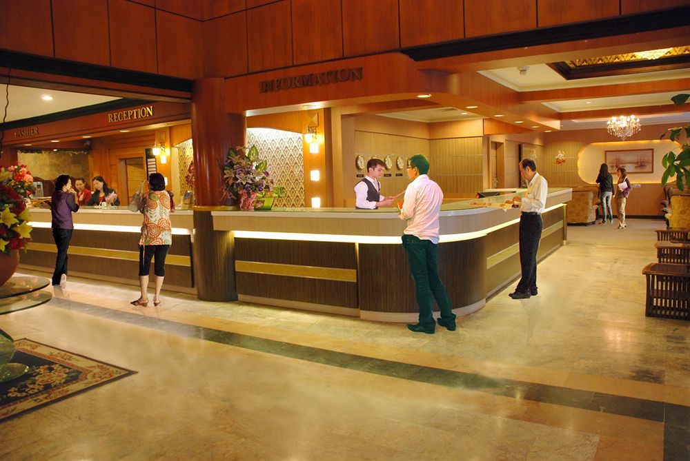 Formosa Hotel Batam Екстериор снимка