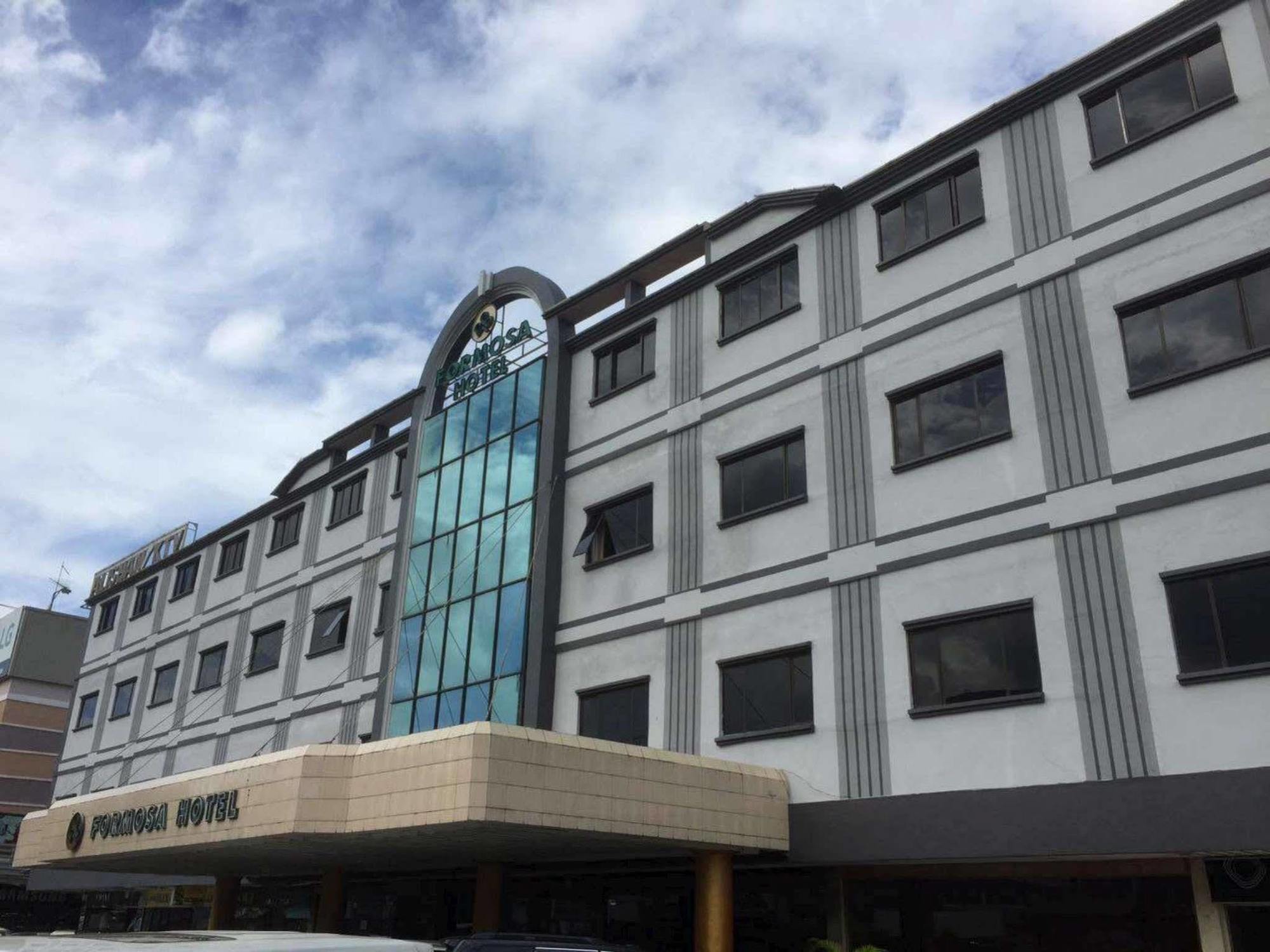 Formosa Hotel Batam Екстериор снимка